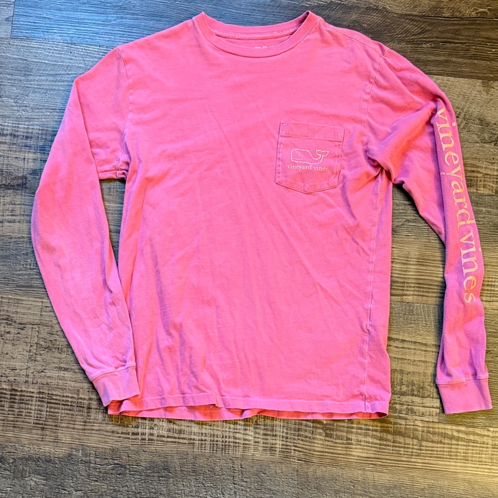 Vineyard Vines Women's Long Sleeve Tee in Pink